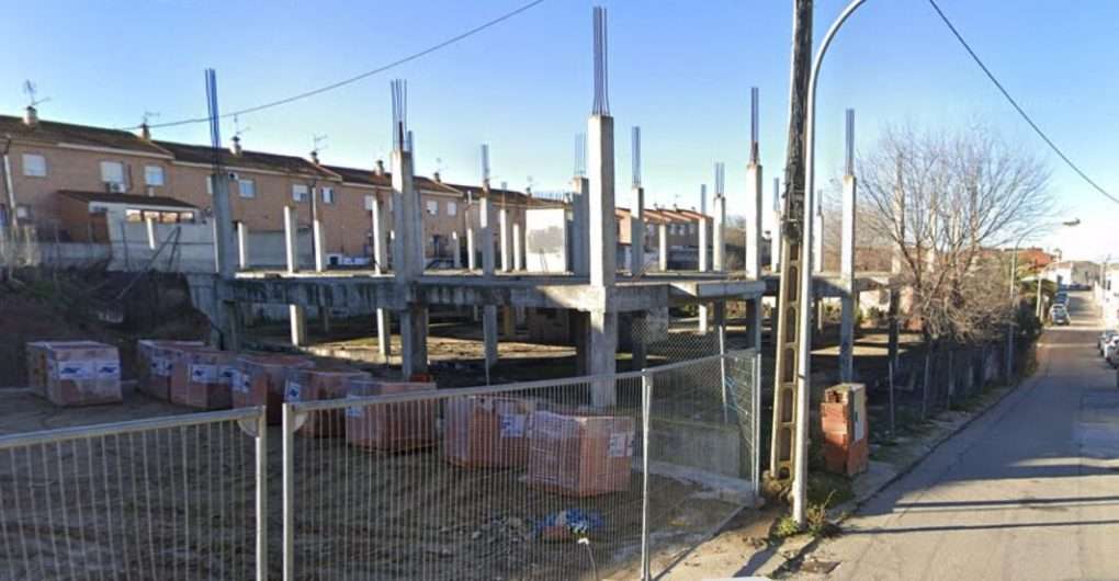 Obra Paralizada Recas Toledo | 34 Viviendas | 5.118 m² | 274.500€ | Alquilujo