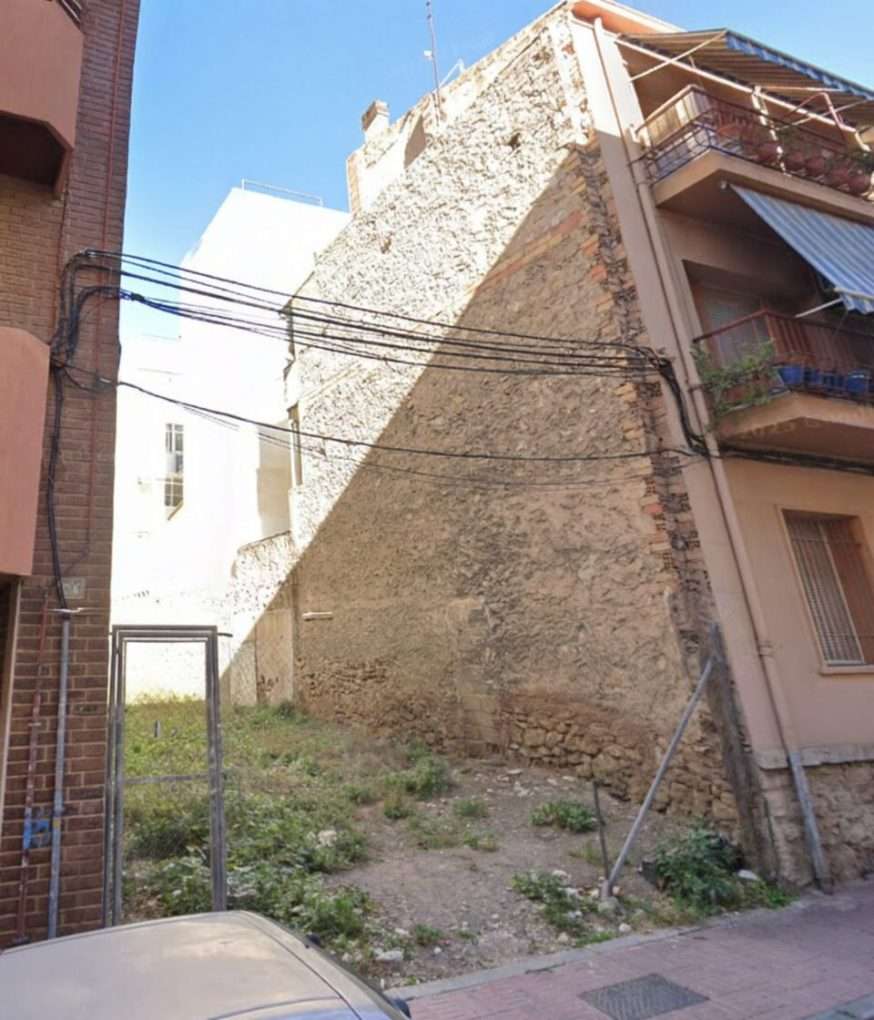 Solar Alicante Centro | 183 m² | 220.900€ | 3 Plantas + Ático | Alquilujo
