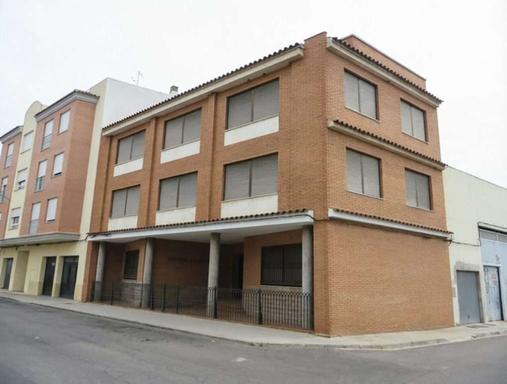 Edificio Mixto Betxí (Castellón) | 581m² Catastrales | Uso Comercial y Residencial | Inversión